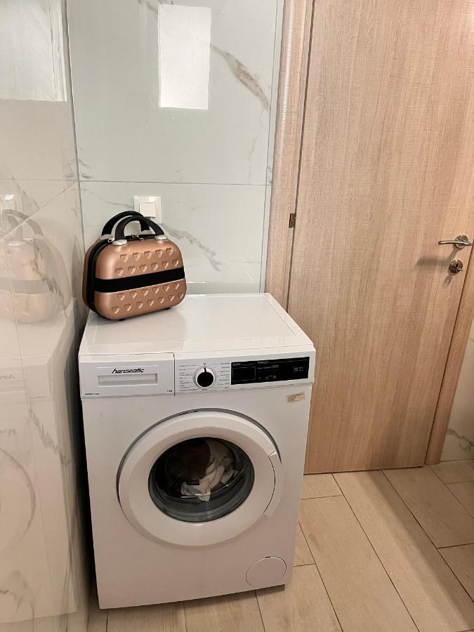 Three Cats Apartment Никити Экстерьер фото